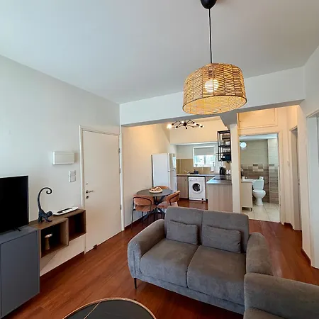 Relax Apartment Larnaca